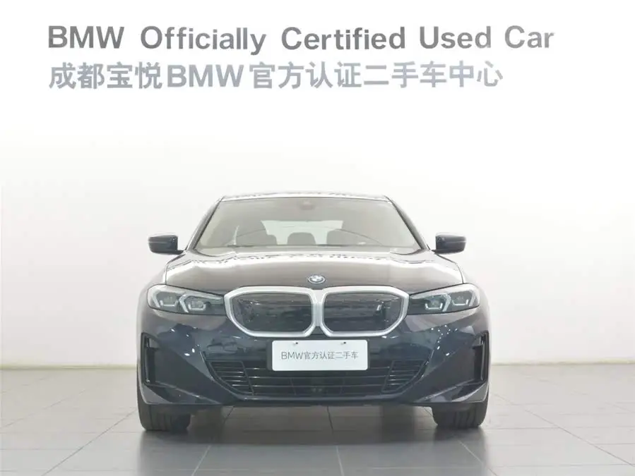 BMW i3 2022 eDrive 35 L