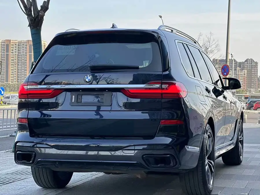 بي إم دبليو X7 2020 xDrive40i إصدار مخصص محدود مجموعة M الرياضية