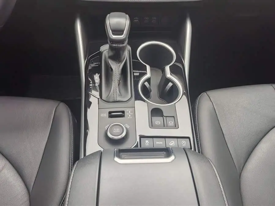 Highlander 2022 Model 380T AWD Premium 7-Seater