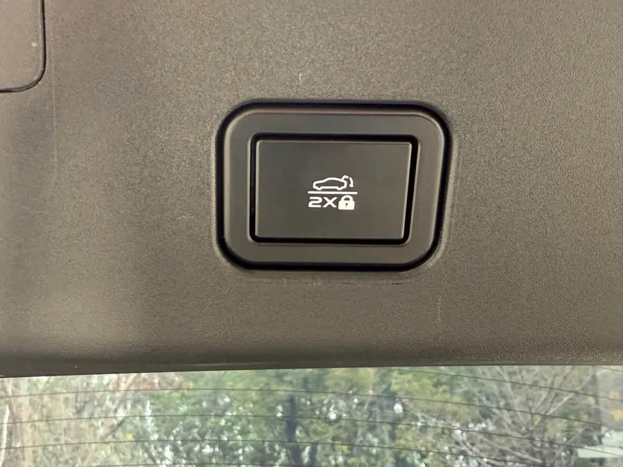 تشانجان UNI-V 2024 1.5T بريميوم