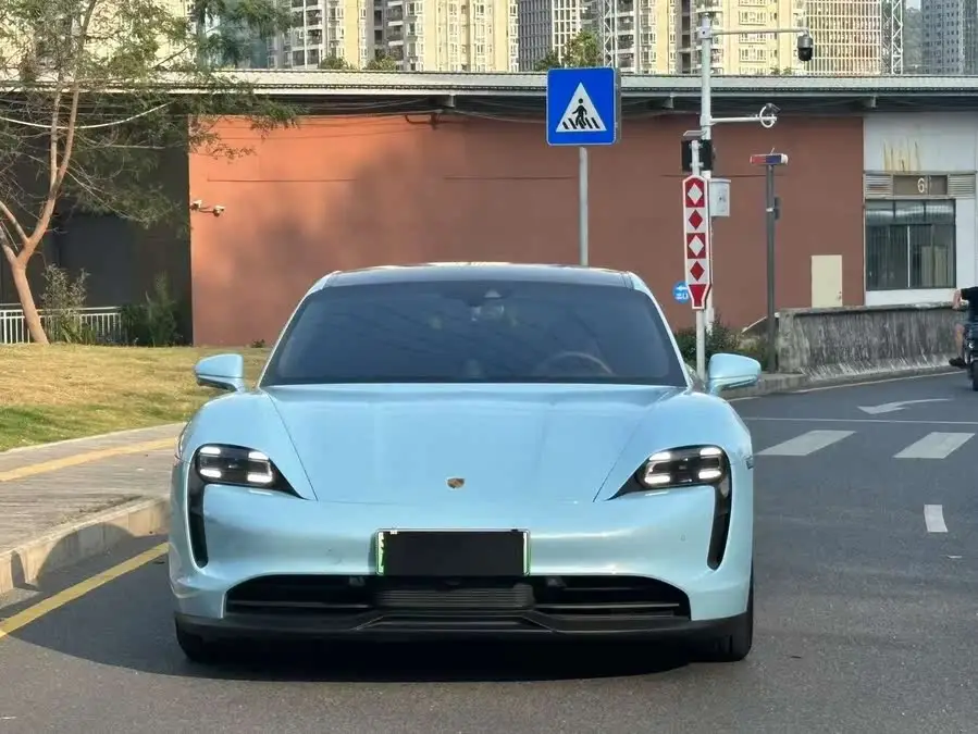 تايكان 2022 موديل تعديل