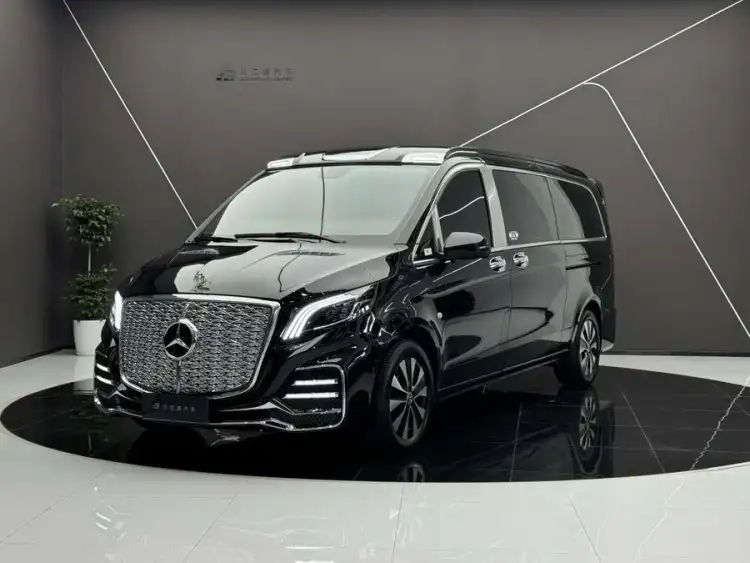 Vito 2023 Model 2.0T Business Edition 7-seater