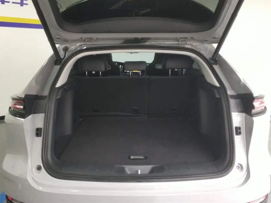 شانيانغ UNI-K 2021 2.0T الفاخرة