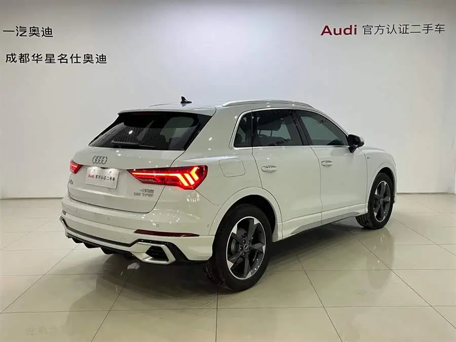 Audi Q3 2024 35 TFSI Fashion Dynamic