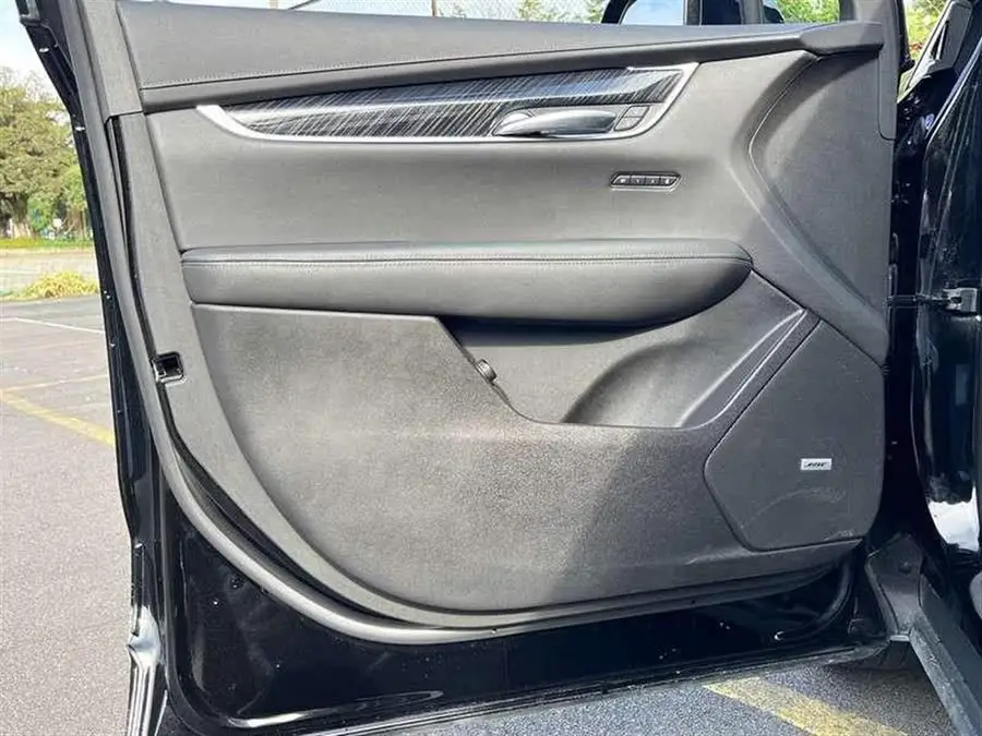 Cadillac XT6 2021 28T Luxury 6-Seater