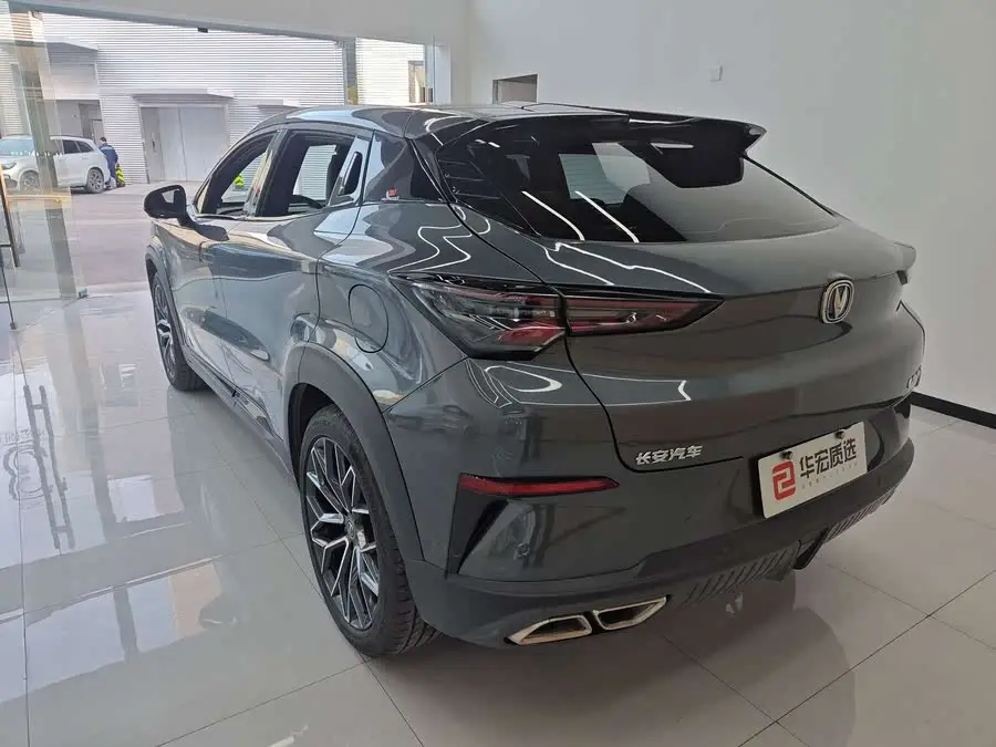 شانجان UNI-T 2022 1.5T بريميوم