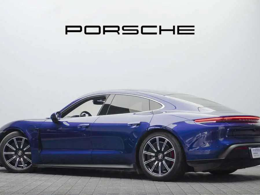 تايكان 2022 طراز تايكان 4S