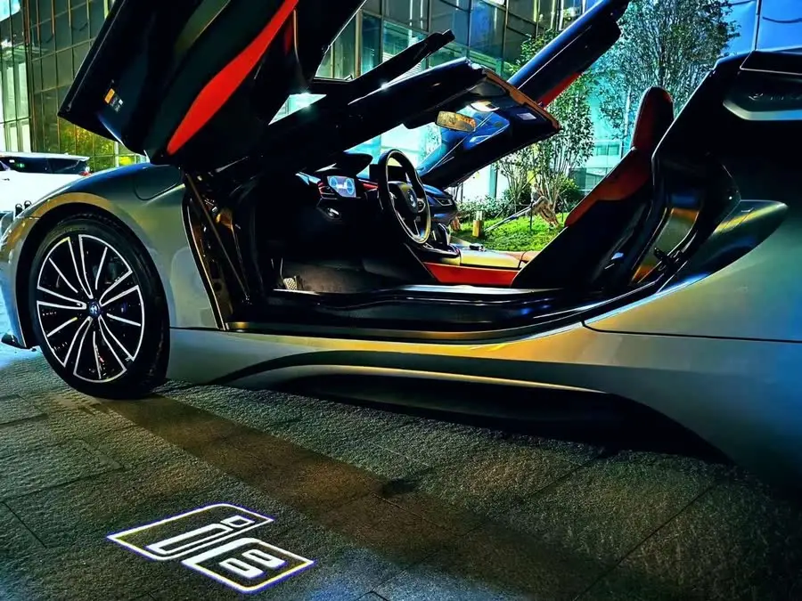 BMW i8 2019 Convertible Sports Car