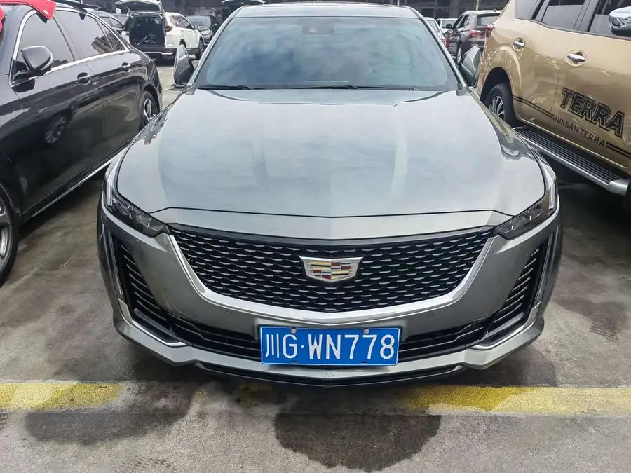 كاديلاك CT5 2023 28T الفاخرة (الإصدار القياسي)