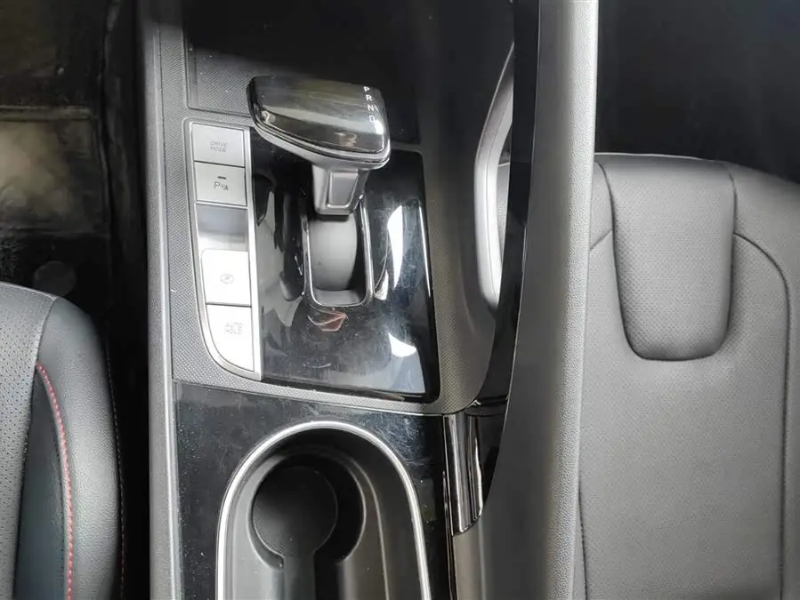 إيلانتر 2022 1.5 لتر CVT الإصدار الذكرى العشرون