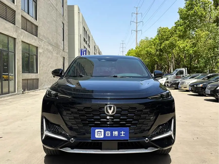 Changan UNI-K 2023 2.0T Two-Wheel Drive Delight Version