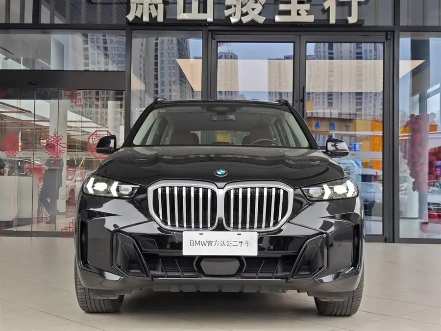 بي إم دبليو X5 2023 xDrive 30Li طراز فاخر حزمة M الرياضية ليلية