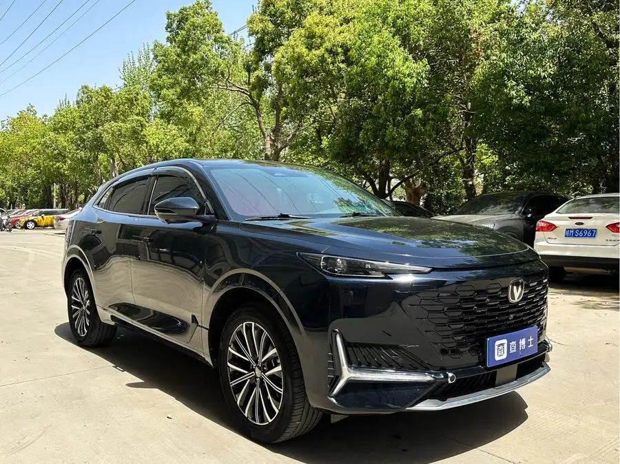 Changan UNI-K 2023 2.0T Two-Wheel Drive Delight Version