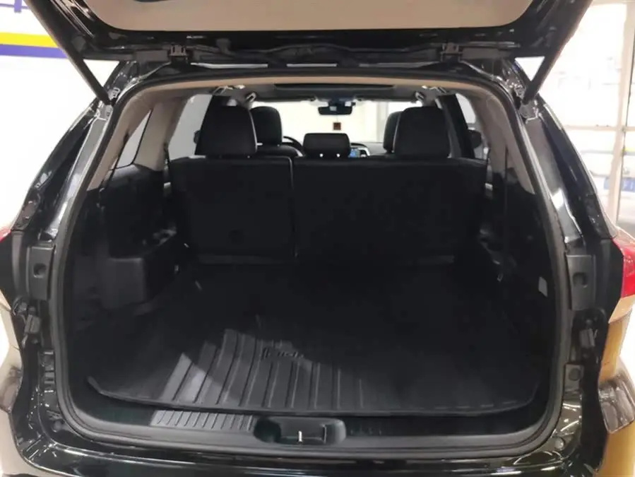 هايلاندر 2018 2.0T دفع رباعي فئة فاخرة 7 مقاعد معيار VI