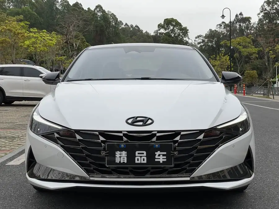 إيلانتر 2022 1.5L CVT LUX النسخة الفاخرة