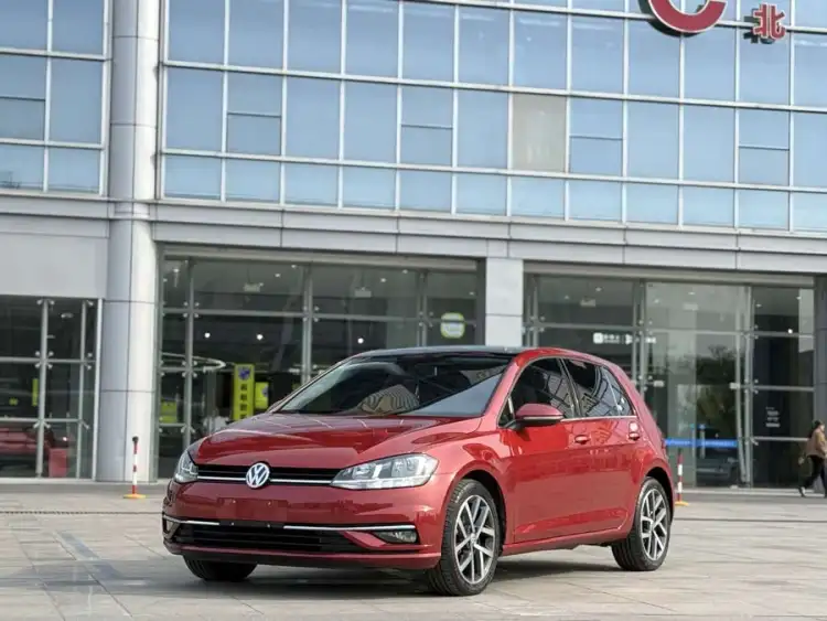 Golf 2020 Love Edition 200 TSI DSG Comfort Type Entry Version