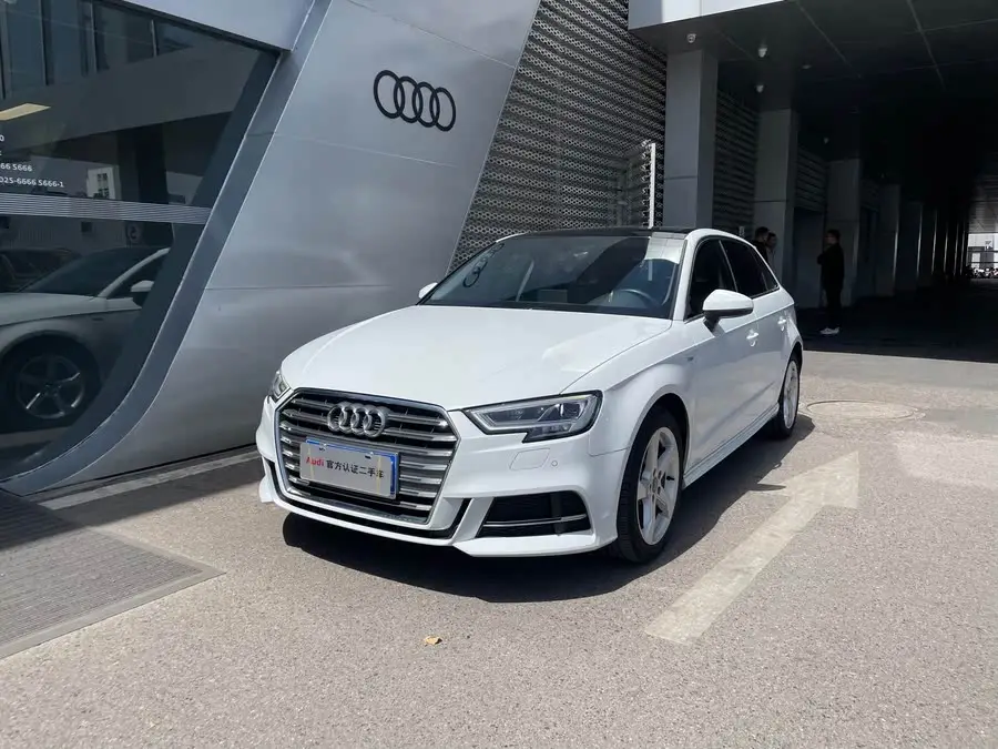 أودي A3 2020 سبورت باك 35 TFSI نسخة الموضة الوطنية VI