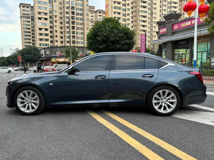 Cadillac CT5 2021 28T Fashion Edition