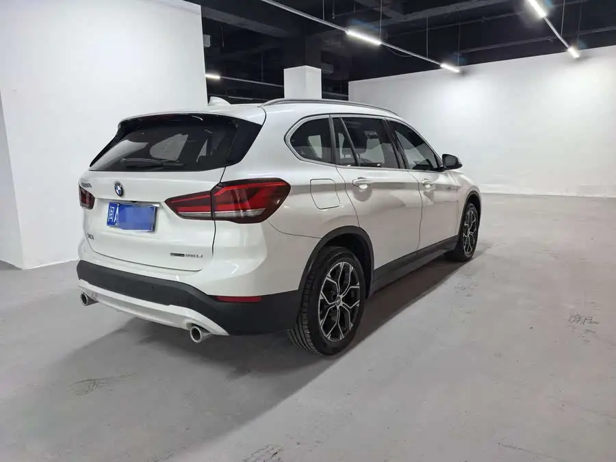 بي إم دبليو X1 2021 طراز مُجدد sDrive25Li إصدار رائد