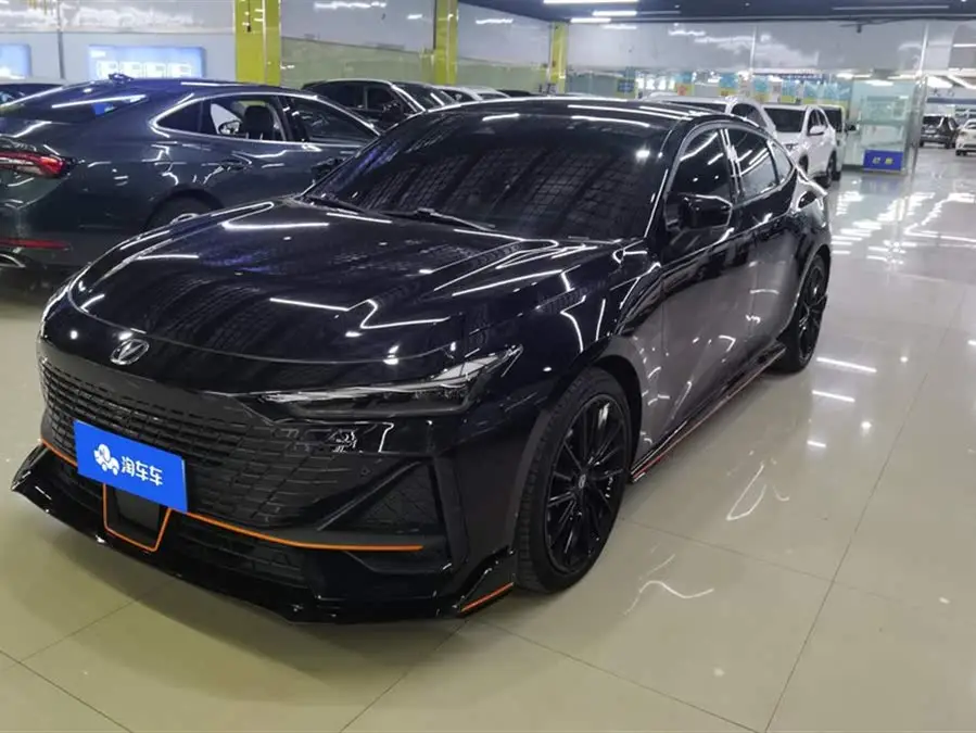 Changan UNI-V 2023 1.5T Sport Version