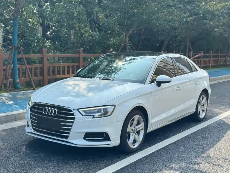 Audi A3 2020 Facelift Limousine 35 TFSI Progressiv National VI