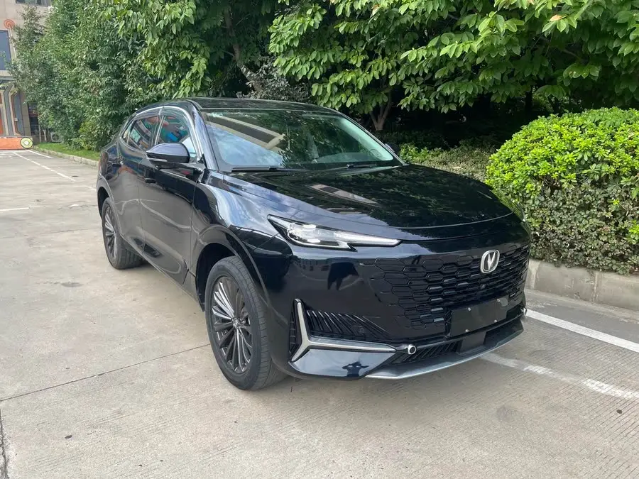 شانجان UNI-K 2021 2.0T الفئة الممتازة