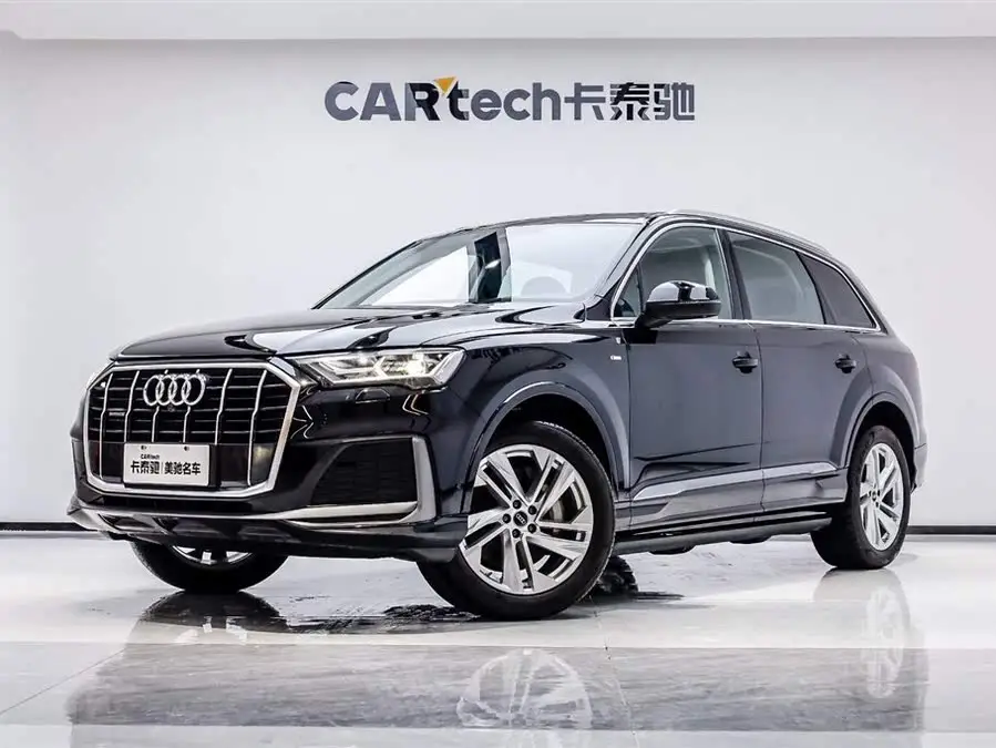 Audi Q7 2023 45 TFSI quattro S line