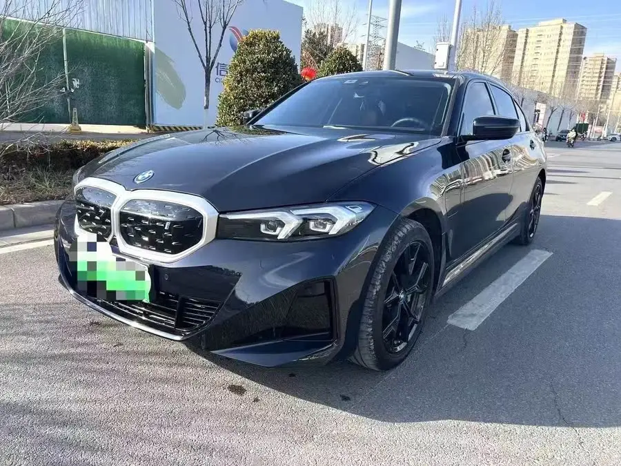 بي إم دبليو i3 2022 eDrive 35 L