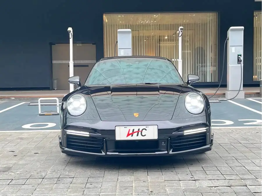 Porsche 911 2022 Turbo S 3.7T