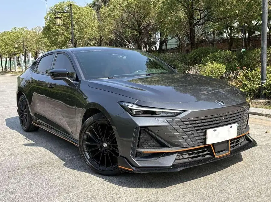 شانجان UNI-V 2023 نسخة رياضية 1.5T