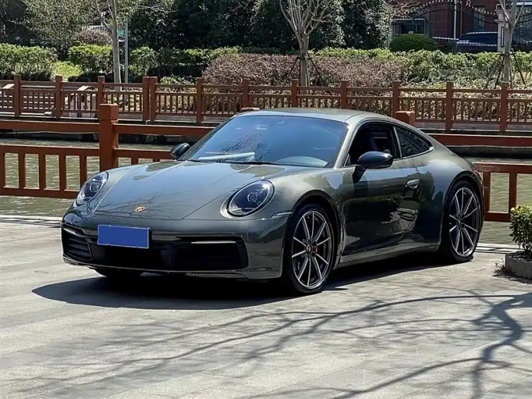 Porsche 911 2020 Carrera 3.0T