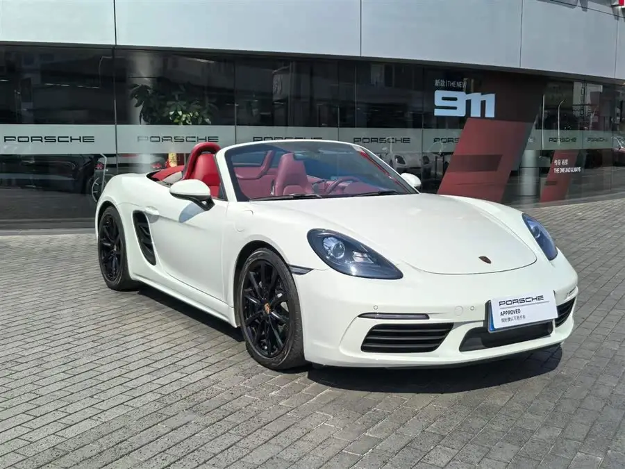 Porsche 718 2022 Model Boxster 2.0T