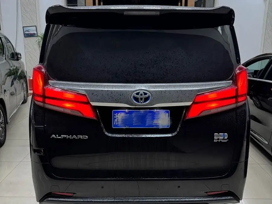 ألفارد 2020 دوال إنجين 2.5 لتر نسخة فاخرة