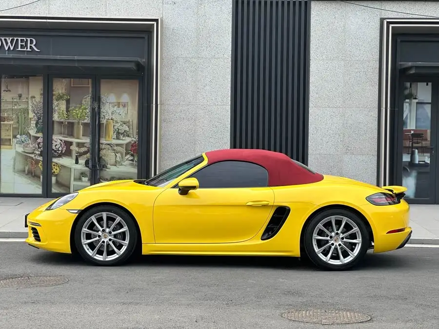 Porsche 718 2022 Boxster 2.0T