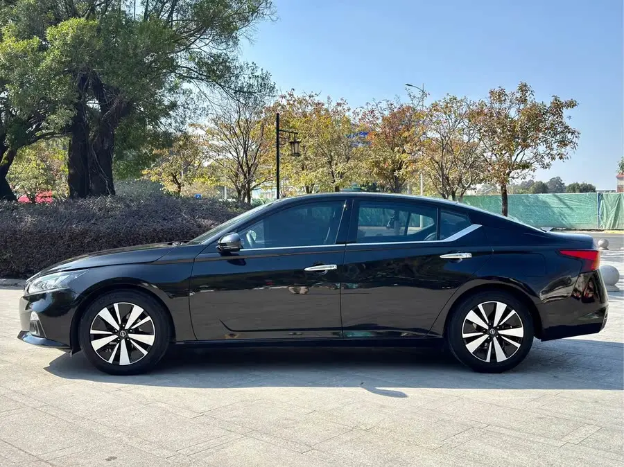 Altima 2021 Model 2.0L XL Comfort Version