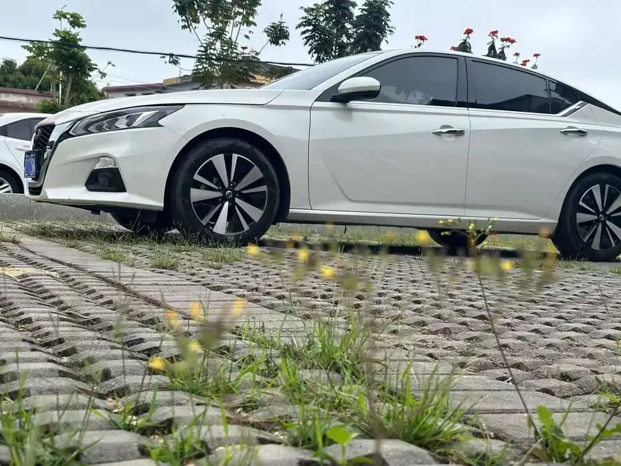 تينلاي 2021 2.0L XL نسخة الراحة