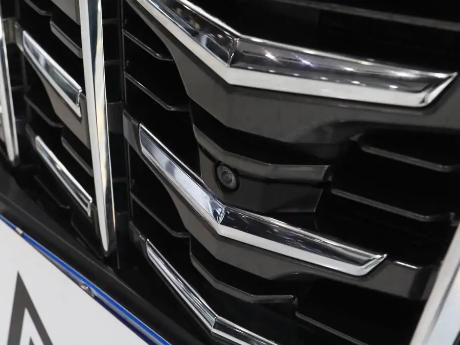 ألفارد 2021 بمحرك مزدوج 2.5 لتر الإصدار المتميز