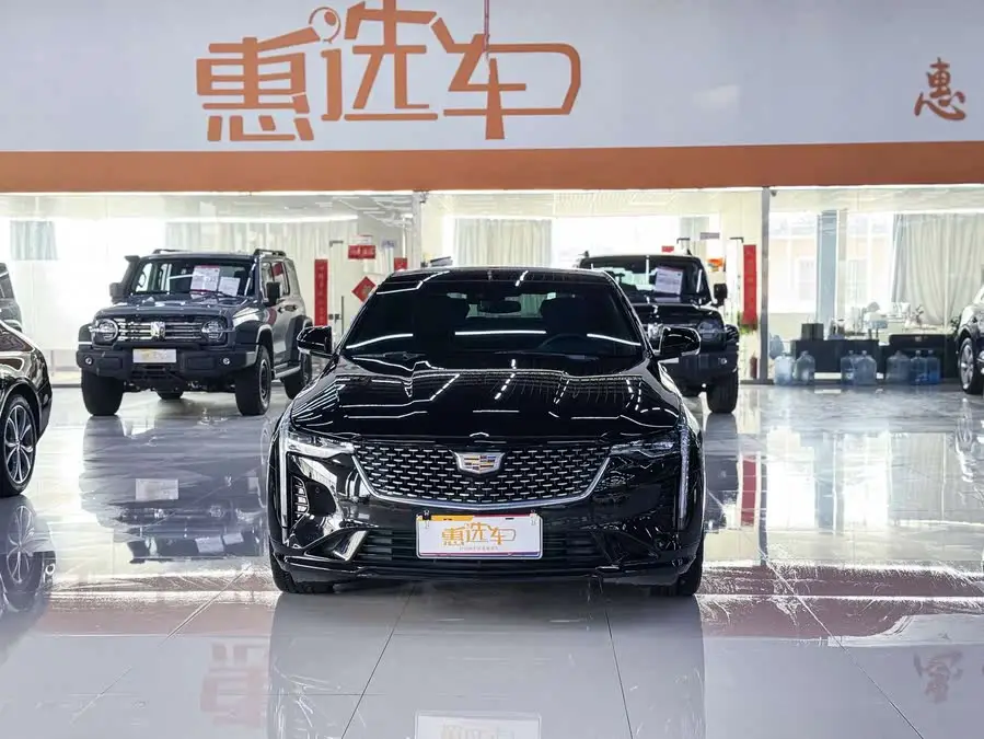 كاديلاك CT4 2023 25T فاخرة