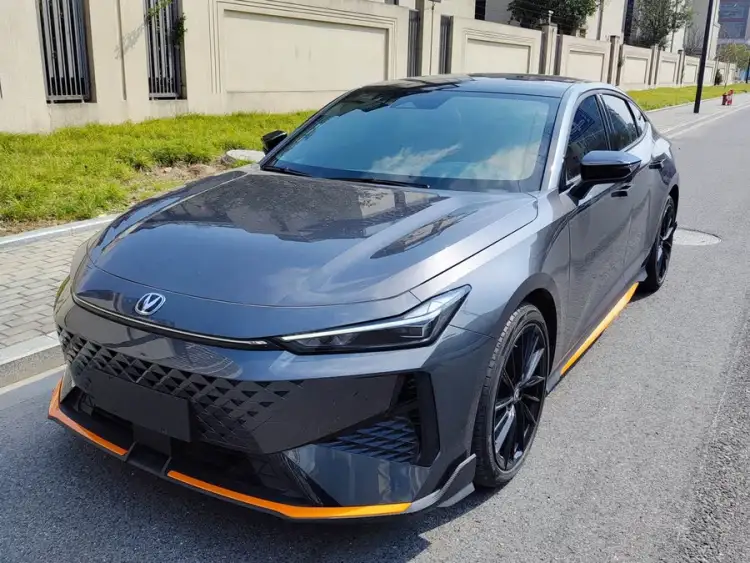 Changan UNI-V 2024 1.5T Premium Sport Model