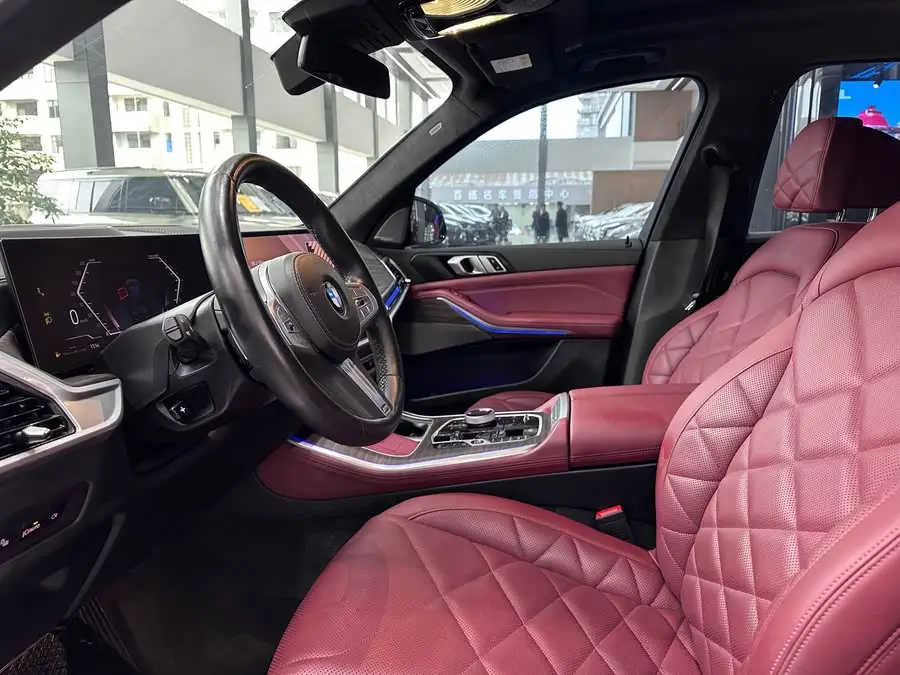 BMW X5 2023 xDrive 30Li Luxury M Sport Package