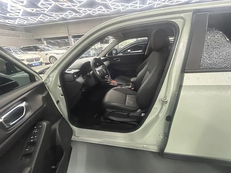 Breeze 2023 1.5L CVT Luxury Edition