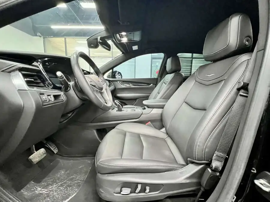 Cadillac XT5 2022 2.0T Luxury FWD