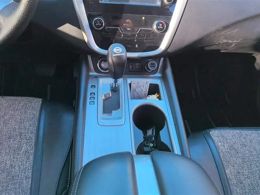 لولان 2019 2.5L XE النسخة النخبوية ذات الدفع الثنائي المعيار الوطني VI