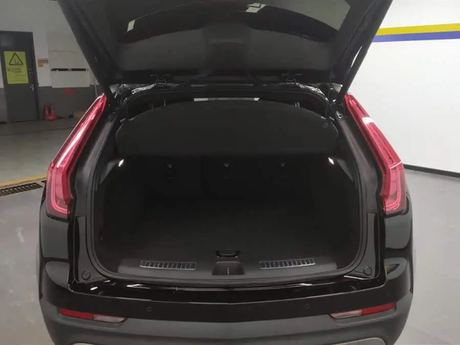 Cadillac XT4 2020 Facelift 28T FWD Premium