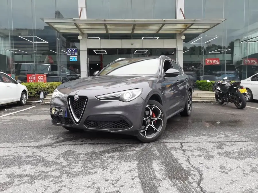 Stelvio 2021 2.0T 280HP Luxury Sport Edition