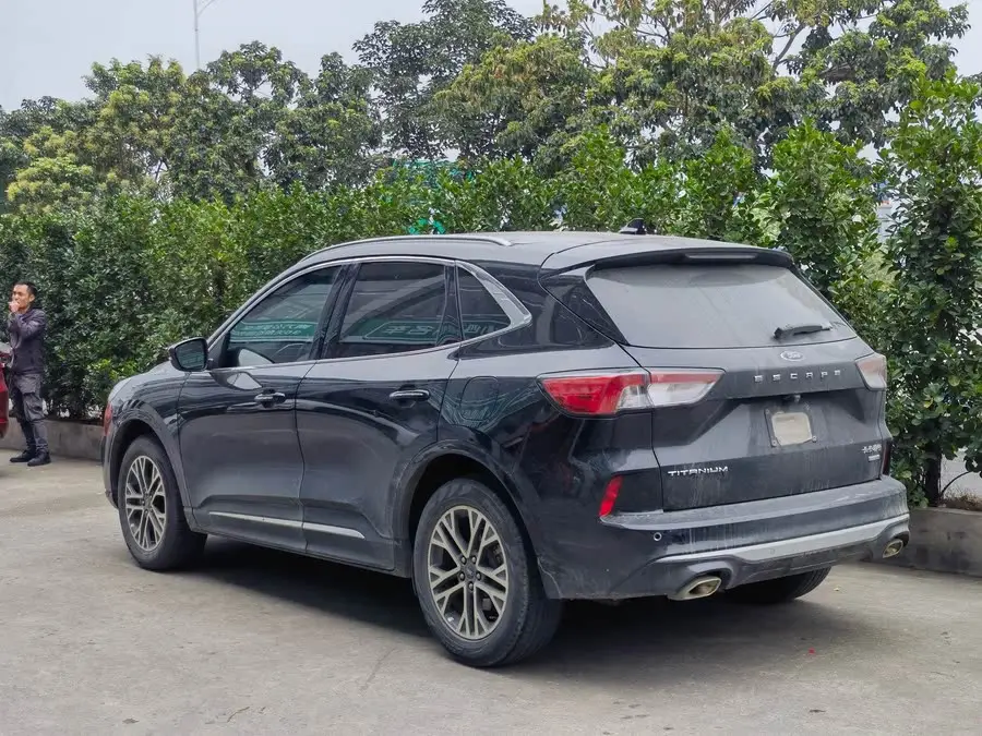 2020 Ford Escape EcoBoost 245 AWD Jiaxiang Edition