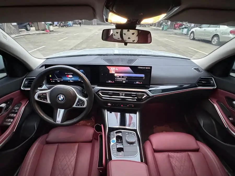 بي إم دبليو i3 2022 eDrive 35 L