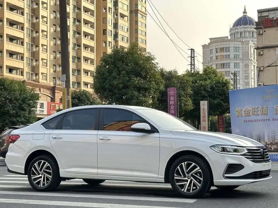 لافيدا 2024 300TSI DSG إصدار الاستمتاع الكامل