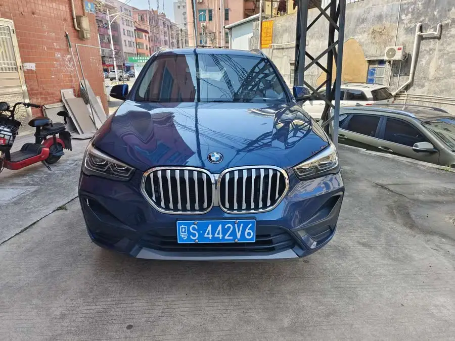 BMW X1 2021 sDrive25Li Leading Edition