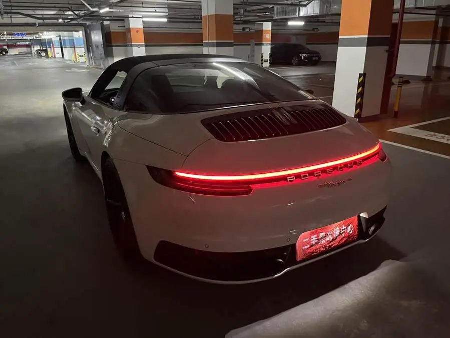Porsche 911 2022 Targa 4 3.0T